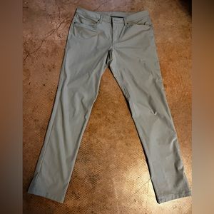 Lululemon ABC Classic Beige Pants Size 33
